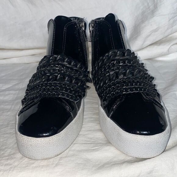 KENDALL & KYLIE Black Patent Leather Duke Astana Chain Booties-6M - Picture 3 of 9